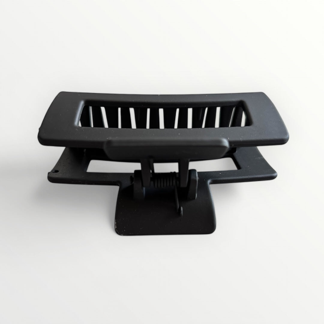 Black Hair Claw Clip