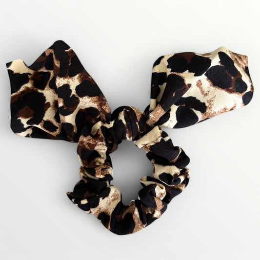 Beige & Black Leopard Print